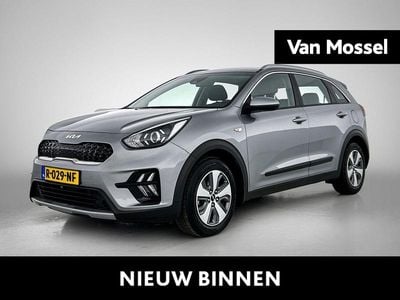 Grijs Gebruikt 2022 Kia Niro SUV | € 21.900 (Super prijs)