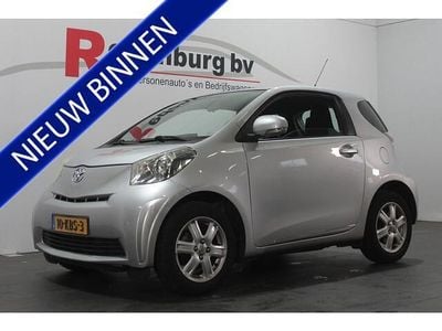 Grijs Gebruikt 2009 Toyota iQ Comfort Hatchback | € 4.945 (Eerlijke prijs)