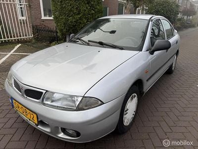 Grijs Gebruikt 1998 Mitsubishi Carisma Edition Hatchback | € 1.450