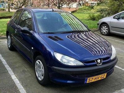 Blauw Gebruikt 2002 Peugeot 206 Hatchback | € 600 (Goede deal)