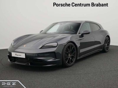 Grijs, metallic lak Nieuw 2025 Porsche Taycan Sport Turismo Sedan | € 129.750 (Duur)