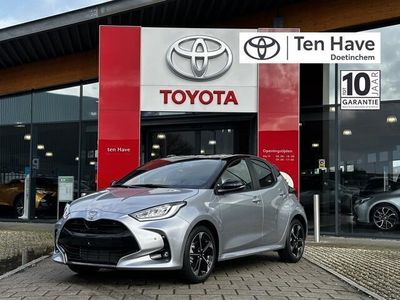 tweedehands Toyota Yaris 1.5 Hybrid 130PK Automaat Launch Edition | € 2.000,- Registratie