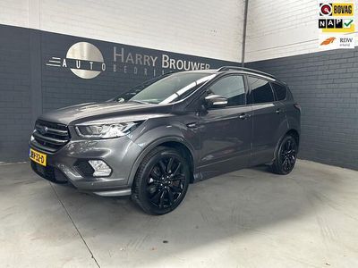Grijs Occasion 2018 Ford Kuga ST-Line SUV | € 20.499 (Duur)