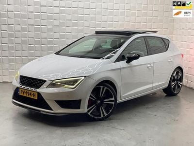 Wit (metallic) Occasion 2014 Seat Leon CUPRA Hatchback | € 15.249 (Eerlijke prijs)