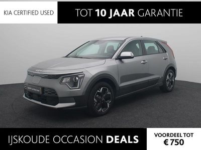 Grijs, metallic lak Occasion 2024 Kia e-Niro Light SUV | € 29.440 (Goede deal)