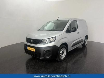 Grijs Occasion 2020 Peugeot Partner MPV | € 11.900 (Eerlijke prijs)