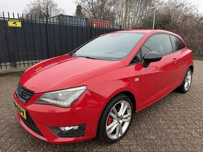 Occasion Seat Ibiza SC CUPRA 180 PK (132 kW) 2013 Rood Hatchback