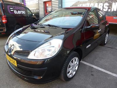 Zwart Gebruikt 2008 Renault Clio II Rip Curl Hatchback | € 2.998 (Iets duurder)