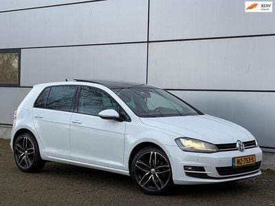 Wit Occasion 2014 VW Golf VII Highline Hatchback | € 8.950 (Eerlijke prijs)
