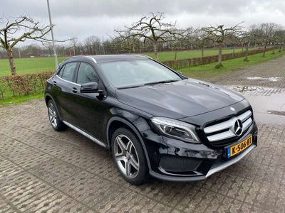 tweedehands Mercedes GLA200 AMG line / Automaat