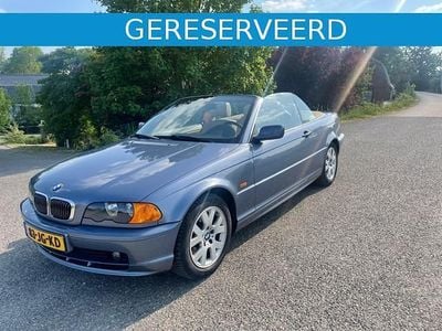 Blauw Gebruikt 2002 BMW 325 Executive Cabriolet | € 15.898