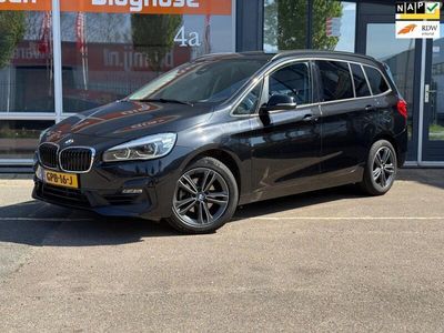 BMW 216