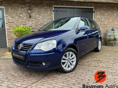 tweedehands VW Polo 1.6-16V - 5 Deurs - LEDER Bekleding -