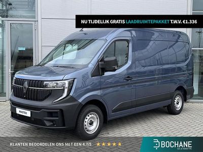 Bleu gris tej47 Occasion 2024 Renault Master Van | € 34.700 (Eerlijke prijs)