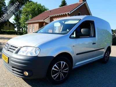 tweedehands VW Caddy 1.6i 102pk met Airco, Stoelverwarming, Trekhaak, Etc.