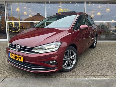 Occasion VW Golf Sportsvan Highline 150 PK (110 kW) 2018 Rood MPV