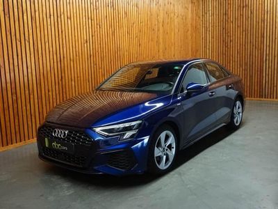 Blauw (metallic) Occasion 2022 Audi A3 Sedan | € 28.900 (Iets duurder)