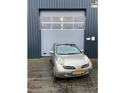 Occasion Nissan Micra Acenta 89 PK (65 kW) 2003 Beige, metallic lak Hatchback