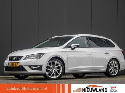 Wit Occasion 2016 Seat Leon ST CONNECT Stationwagen | € 13.695 (Duur)