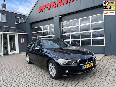 Zwart Occasion 2013 BMW 320 Executive Stationwagen | € 10.950 (Eerlijke prijs)