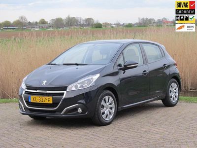 Grijs Gebruikt 2019 Peugeot 208 Active Hatchback | € 11.750 (Iets duurder)