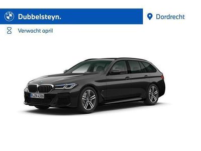 tweedehands BMW 520 520 Touring i M-Sport | Panorama | Trekhaak | Hifi