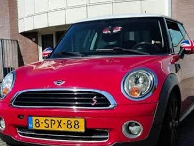 Rood Occasion 2006 Mini Cooper Pepper Hatchback | € 2.500 (Eerlijke prijs)