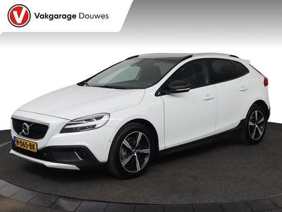 Occasion Volvo V40 153 PK (112 kW) 2020 Wit Hatchback