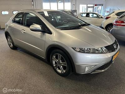 Grijs (metallic) Gebruikt 2011 Honda Civic Sport Hatchback | € 6.490 (Eerlijke prijs)