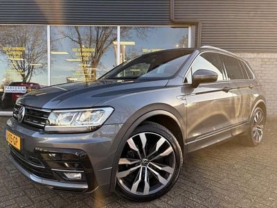 Grijs Gebruikt 2020 VW Tiguan Highline SUV | € 29.950 (Goede deal)
