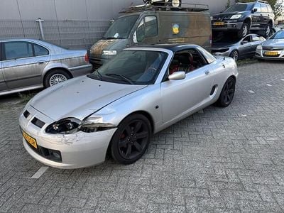 MG F