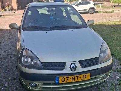Renault Clio II