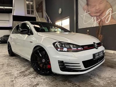 Occasion VW Golf VII CLUB 230 PK (169 kW) 2014 Wit Hatchback