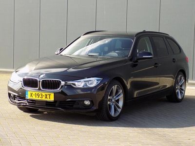 tweedehands BMW 320 3-SERIE Touring i Luxury Sport Automaat Nw APK