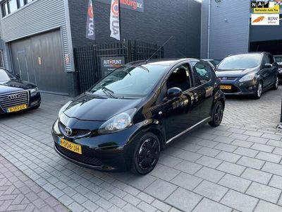 Zwart Gebruikt 2008 Toyota Aygo Sport Hatchback | € 2.499 (Goede deal)