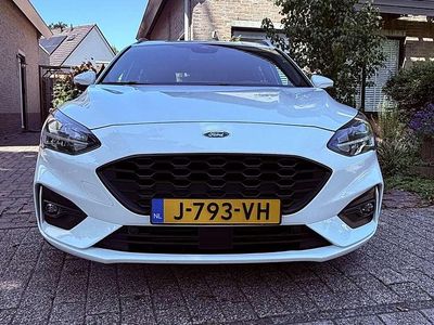 Wit Occasion 2020 Ford Focus ST Stationwagen | € 15.000 (Eerlijke prijs)