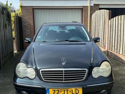 Mercedes C180