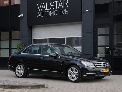 Zwart Occasion 2012 Mercedes C180 Avantgarde Sedan | € 12.470 (Eerlijke prijs)