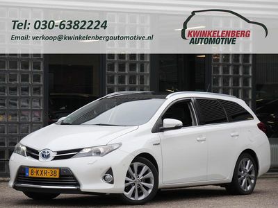 Wit Occasion 2013 Toyota Auris Hybrid Stationwagen | € 9.950