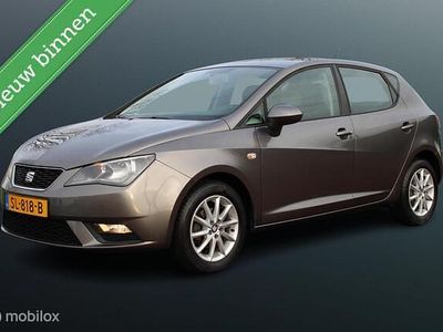 Grijs Occasion 2017 Seat Ibiza Style Hatchback | € 8.888 (Goede deal)