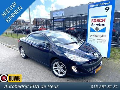 tweedehands Peugeot 308 CC 1.6 VTi Sport Pack met o.a. navigatie, climate, cruise, parkeersens., etc.