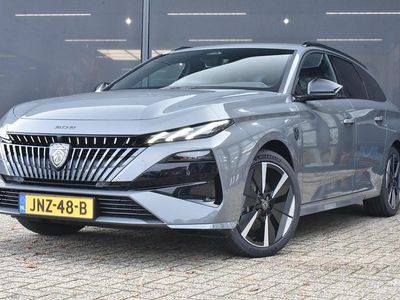 Grijs Gebruikt 2025 Peugeot e-308 SW GTi Stationwagen | € 43.900