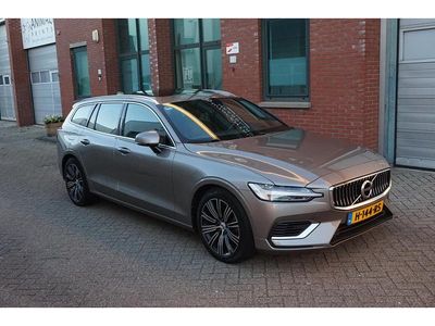 Grijs Occasion 2020 Volvo V60 Inscription Stationwagen | € 20.995 (Goede deal)