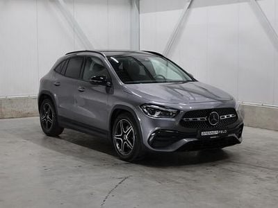 Grijs (metallic) Gebruikt 2023 Mercedes GLA220 AMG line SUV | € 42.995