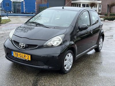 Occasion Toyota Aygo 68 PK (50 kW) 2008 Zwart Hatchback