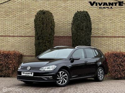 Zwart Gebruikt 2017 VW Golf VII Highline Stationwagen | € 13.995 (Eerlijke prijs)