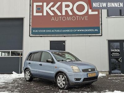 Grijs (metallic) Occasion 2005 Ford Fusion Futura MPV | € 3.950 (Eerlijke prijs)
