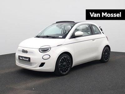 Wit Occasion 2023 Fiat 500e La Prima Cabriolet | € 24.900 (Iets duurder)