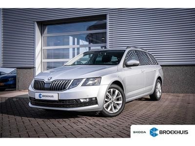 Grijs Gebruikt 2018 Skoda Octavia Ambition Stationwagen | € 17.895 (Eerlijke prijs)