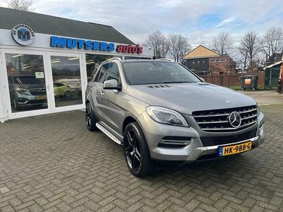 Grijs Gebruikt 2015 Mercedes ML350 SUV | € 29.950 (Eerlijke prijs)